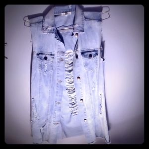 Sleeve less denim vest